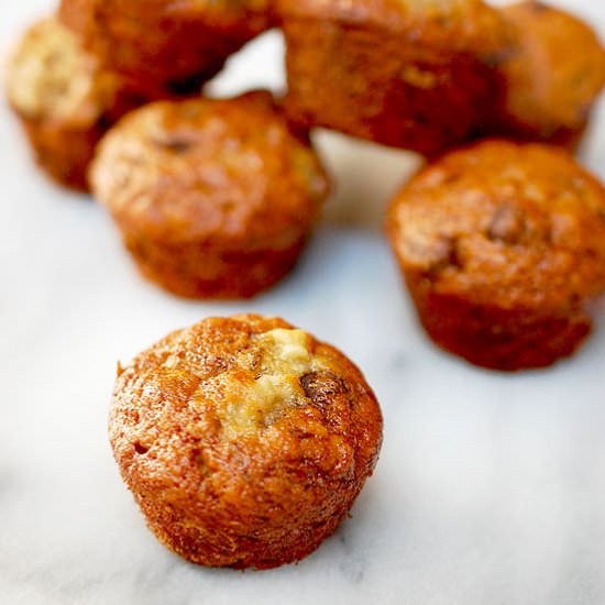 Mini Banana Chocolate Chip Muffins - Recipe photo by evabakes