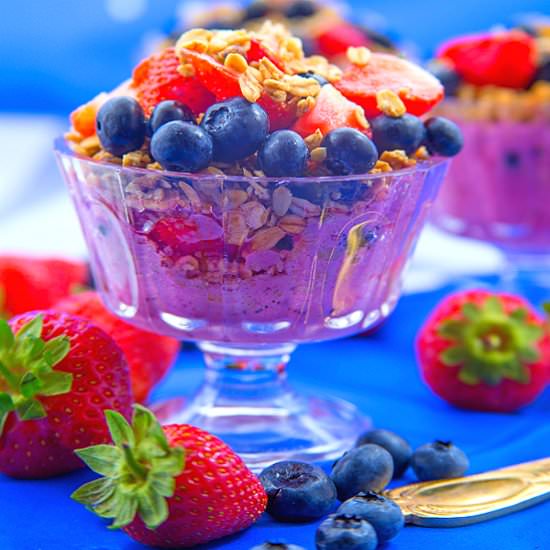 Strawberry and Blueberry Granola Parfait - Recipe photo by globalfoodbook