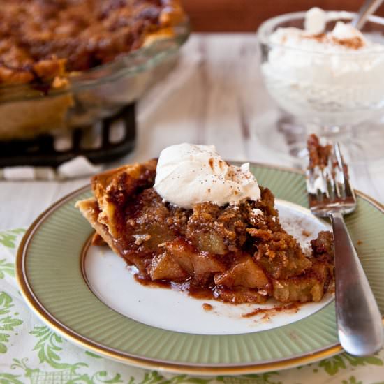 Southern Comfort Apple Pie - Recipe photo by thebrewerandthebaker