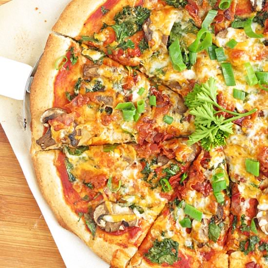 Kale and Bacon Pizza - Recipe photo by ilonaspassion