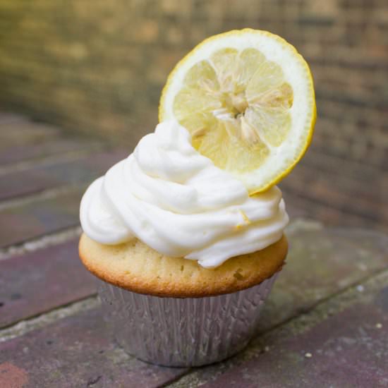 Amaretto Sour Cupcakes - Recipe photo by Cristina@ISayNomato