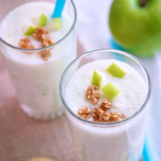Apple Yogurt Smoothie - Recipe photo by Eatwell 101