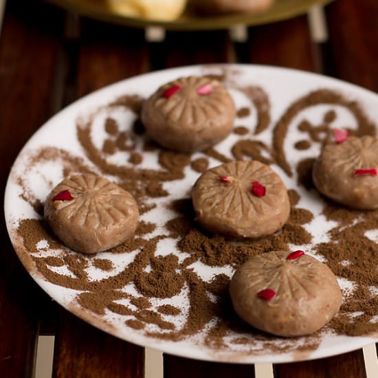 Chocolate Peda Recipe - Recipe photo by Flavors of Mumbai
