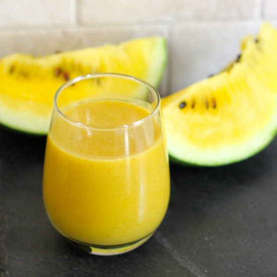 Sun-Kissed Watermelon Smoothie - Recipe photo by Healthyummies