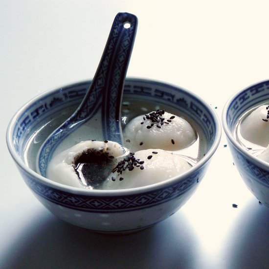Black Sesame Tang Juan - Recipe photo by Ola