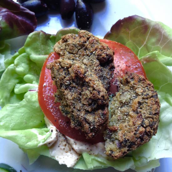 Baked NOT Fried Falafel - Recipe photo by cow crumbs