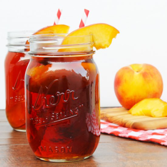 Grown Up Peach Iced Tea - Recipe photo by Lipglosscrayons