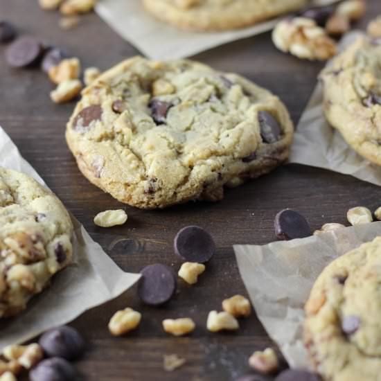 Chocolate Chip Walnut Cookies - Recipe photo by DoughEyedBlog