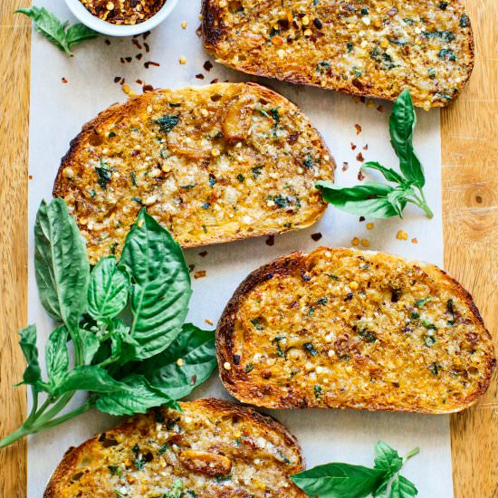 OMG Garlic Bread - Recipe photo by Kitchen Konfidence