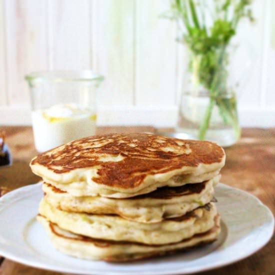 Sweet Apple Pancakes - Recipe photo by Lirumlarumblog