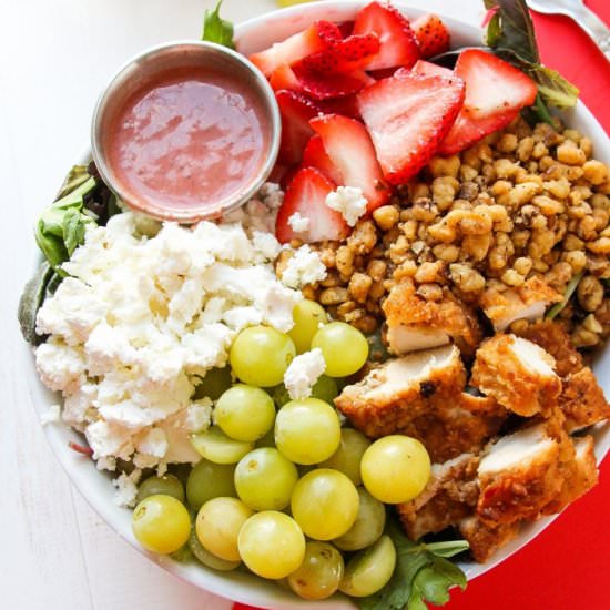 Crispy Chicken Strawberry Salad - Recipe photo by layersofhappiness