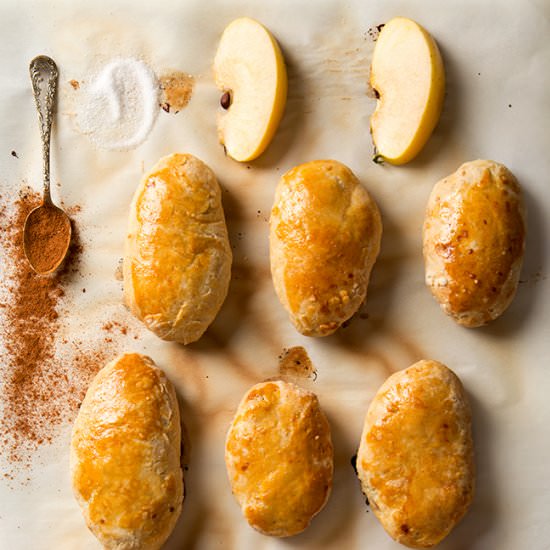 Apple-Cinnamon Pies - Recipe photo by lublyou