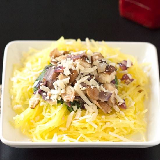 Spagetti Squash with Parsley Pesto - Recipe photo by veggiesbycandlelight
