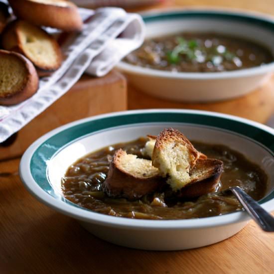 Slow Cooked Onion Soup - Recipe photo by Maikki @ Maikin mokomin