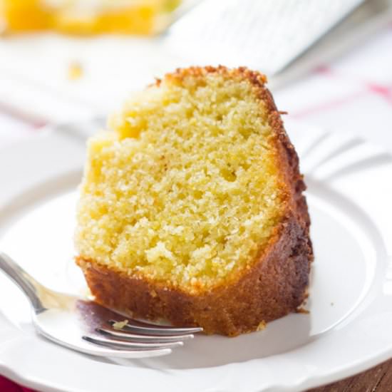 Orange Pound Cake - Recipe photo by cassiboeno