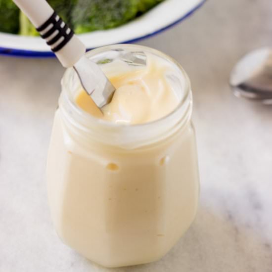 30 Second Homemade Mayonnaise - Recipe photo by cassiboeno