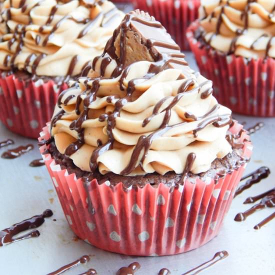 Peanut Butter Brownie Cupcakes - Recipe photo by thedessertchronicles