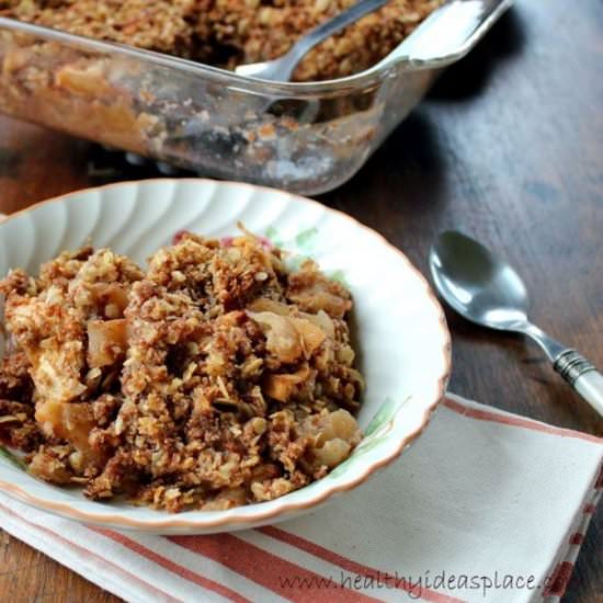Maple Walnut Apple Crisp - Recipe photo by Healthyideasplace