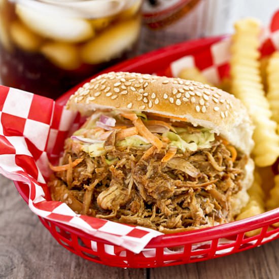 Slow Cooker Pulled Pork Sandwiches - Recipe photo by rotinrice