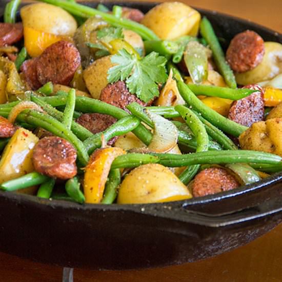 Sausages Onions Potatoes Peppers - Recipe photo by panning the globe