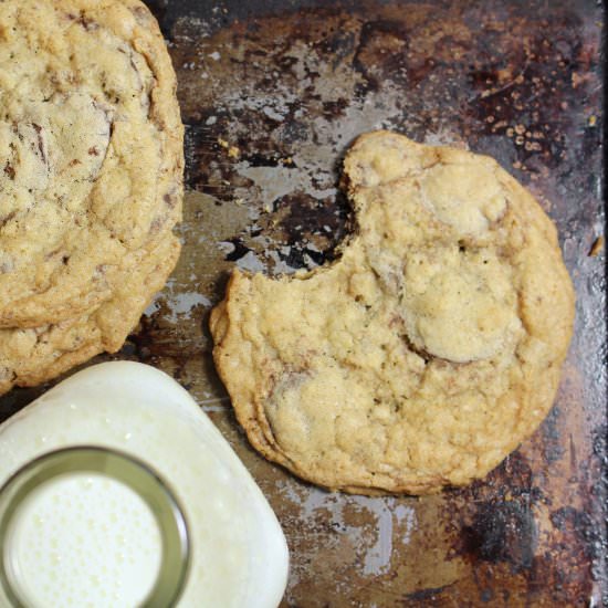 Chocolate Chip Oatmeal Cookies - Recipe photo by iwishbakingwasmyrealjob
