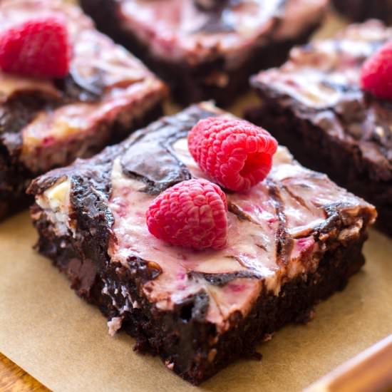 Raspberry Cheesecake Brownies - Recipe photo by a latte food