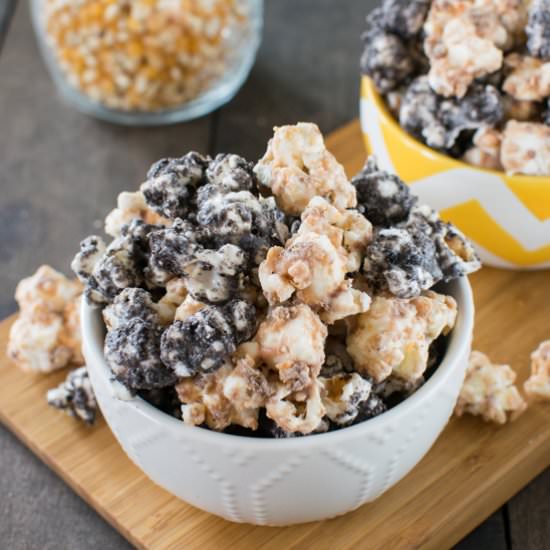 Butterfinger Cookies Cream Popcorn - Recipe photo by BruCrewLife
