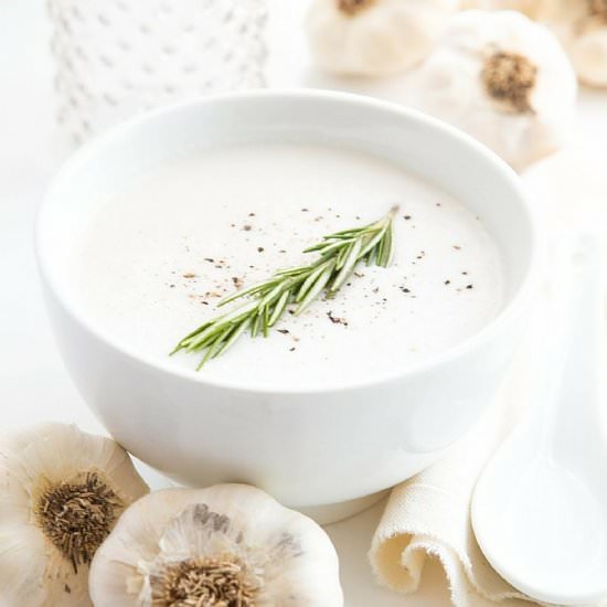 Slow-Cooker Garlic Soup - Recipe photo by YuriElkaim1