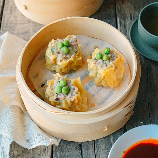 SHUMAI - Recipe photo by thewoksoflife