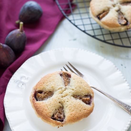 Fig Bakewell Tarts - Recipe photo by Stasty