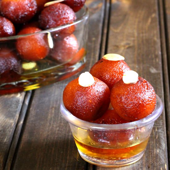 Gulab Jamun - Recipe photo by kushigalu