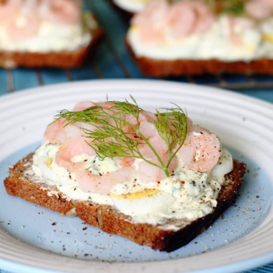 Scandinavian Open Sandwiches - Recipe photo by picantecooking