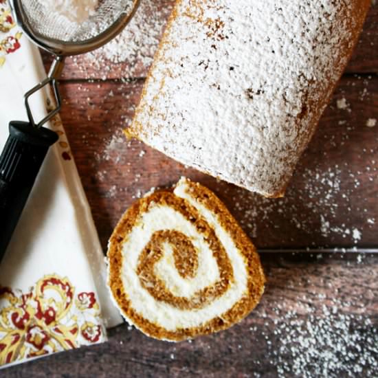 Pumpkin Roll - Recipe photo by myfriendsbakery