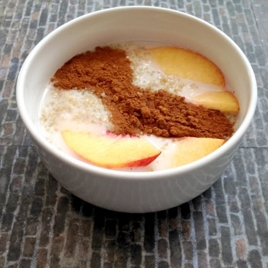 Overnight Peaches and Cream Quinoa - Recipe photo by fittingintovegan
