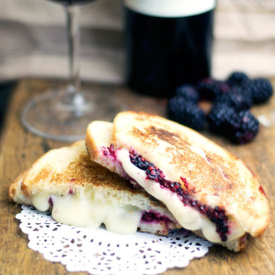 Blackberry & Brie Grilled Cheese - Recipe photo by cookingdivine