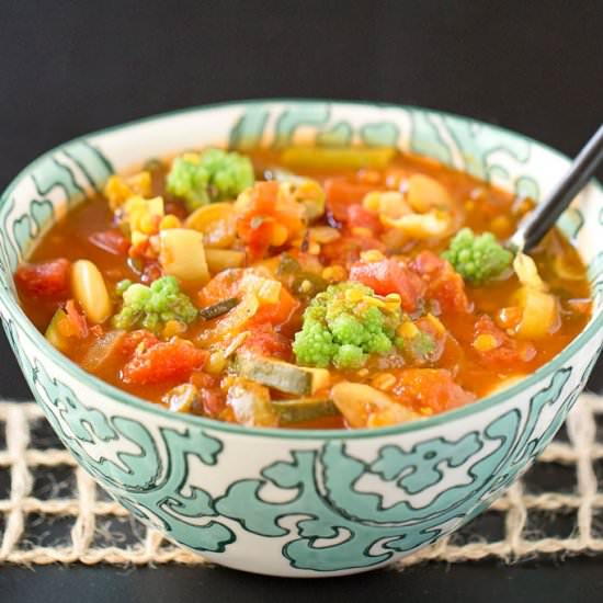 Yoga Pot with Veggies & Lentils - Recipe photo by veggiesbycandlelight
