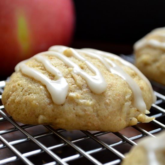 Spiced Cakey Apple Cookies - Recipe photo by shelovesbiscotti