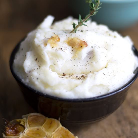 Roasted Garlic Mashed Potatoes - Recipe photo by cookingdivine