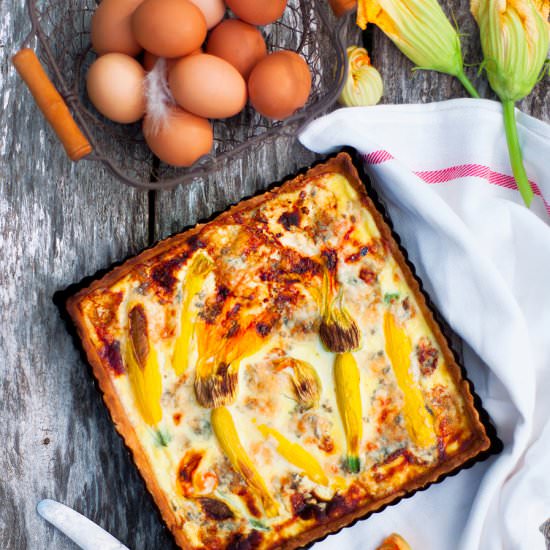 Quiche Loren with Zucchini Flowers - Recipe photo by lesyasha