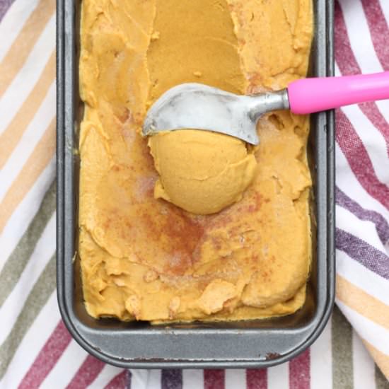 Vegan Pumpkin Ice Cream - Recipe photo by micibakes