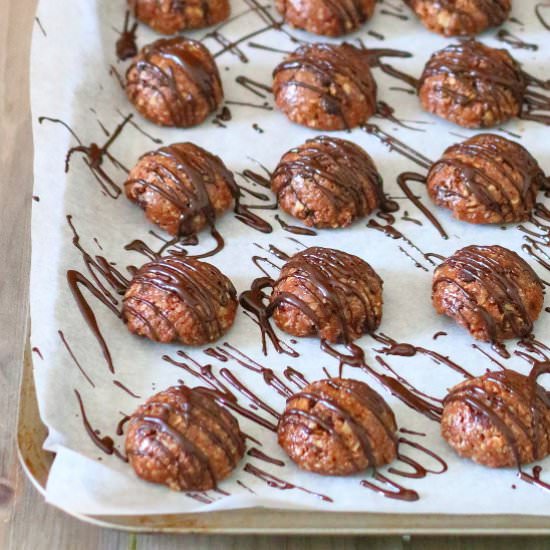 Chocolate and Cherry Energy Bites - Recipe photo by sliceofkitchenlife