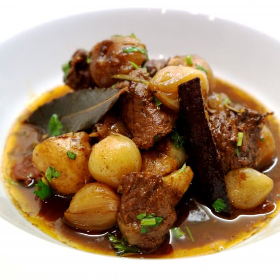 Stifado – the Greek Beef Stew - Recipe photo by theocooks