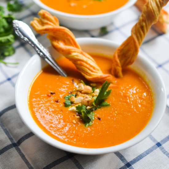 Creamy Coconut Carrot Soup - Recipe photo by warmvanillasugar