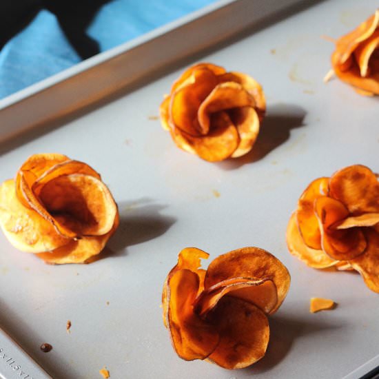 Spiced Sweet Potato Flowers - Recipe photo by JessicaTom