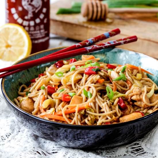 Honey Sriracha Chicken Noodle Bowls - Recipe photo by carlsbadcravings