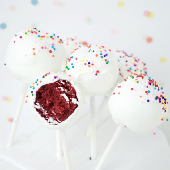 Red Velvet Cake Pops + Tips! - Recipe photo by goodmorningcali