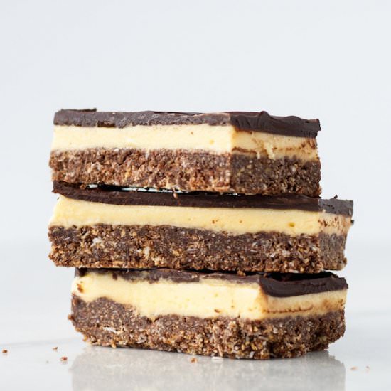 No-Bake Nanaimo Bars - Recipe photo by Livforcake