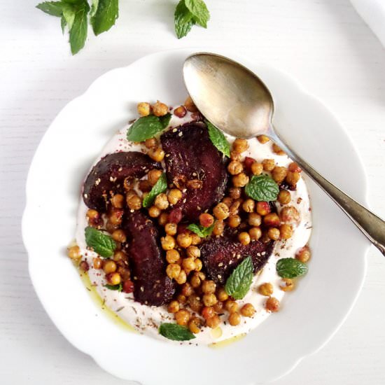 Roasted Beetroot & Crispy Chickpeas - Recipe photo by adinutza
