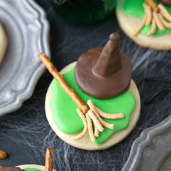 Melted Witch Cookies - Recipe photo by chelseasmessyapron