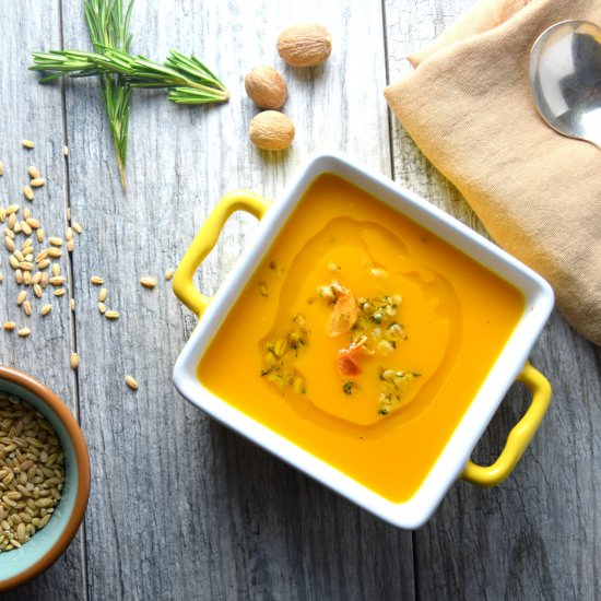 Vegan Butternut Squash Soup - Recipe photo by makeitmediterranean